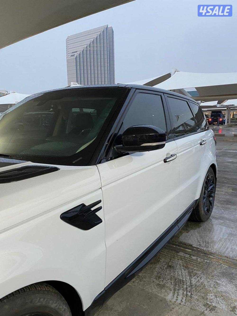 للبيع رنج روفر سبورت 2016 صبغ الوكالة1