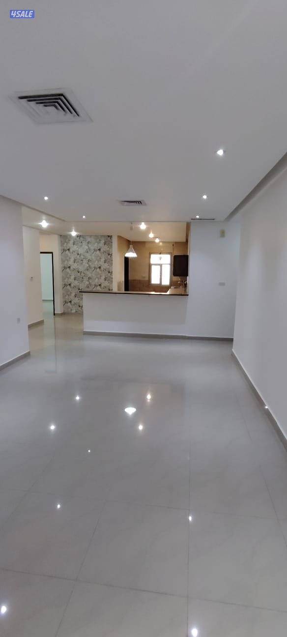 للإيجار شقه في الفنيطيس2