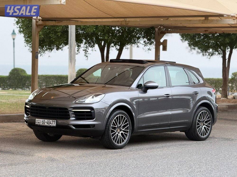 للبيع : بورش كايين موديل : 2021 عداد : 63 الف0