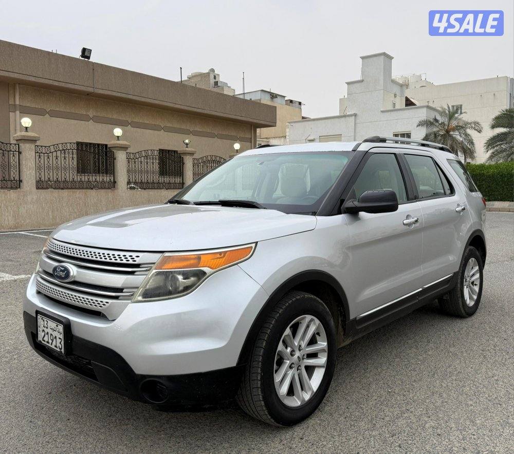 بحالة ممتازة جيب فورد اكسبلورر 2015 وكالة 7 كراسي فحص ماكينة قير شاسي2