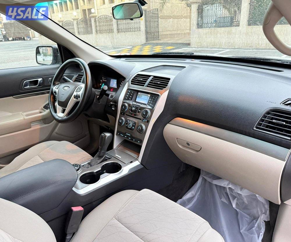 بحالة ممتازة جيب فورد اكسبلورر 2015 وكالة 7 كراسي فحص ماكينة قير شاسي12