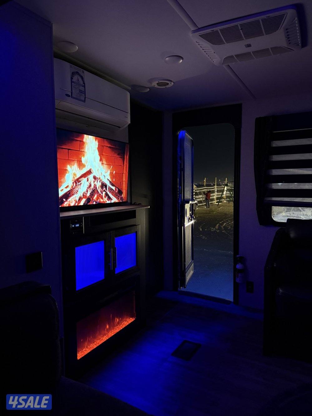 كشته كامله للبيع مع الكرفان امريكي 29 شروكي20218