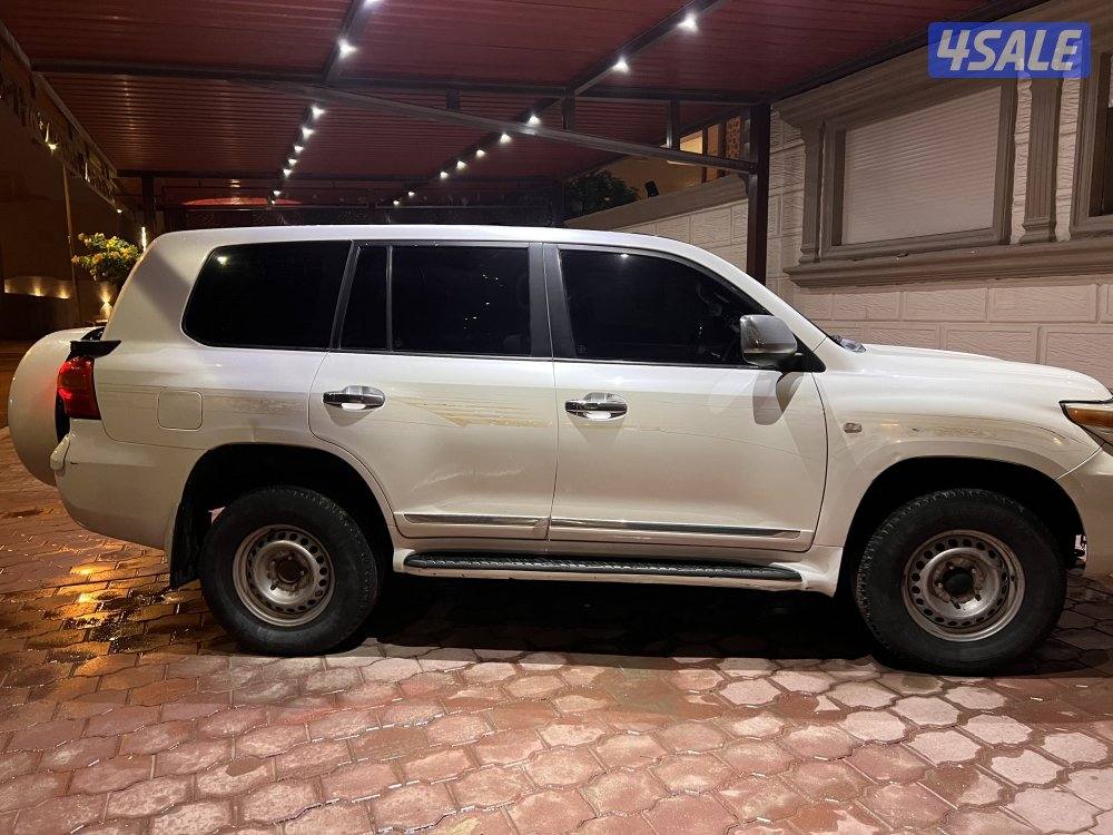 للبيع لاند كروزر 20095