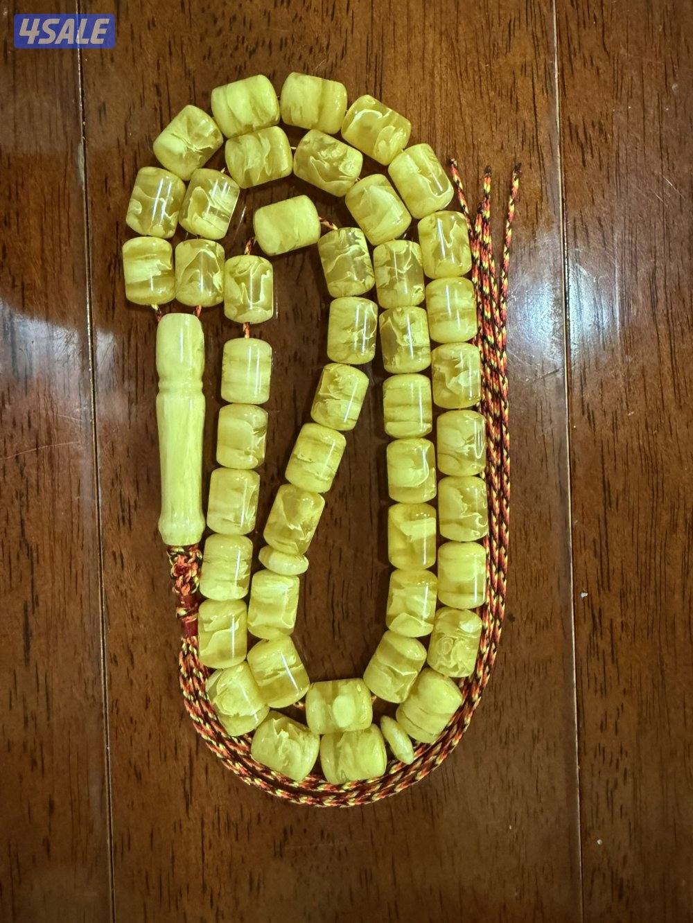 شقة جديده ٣ غرف ماستر صاله مع خدماتها وغرفة عامل ماستر غرفة غسيل مصعد0