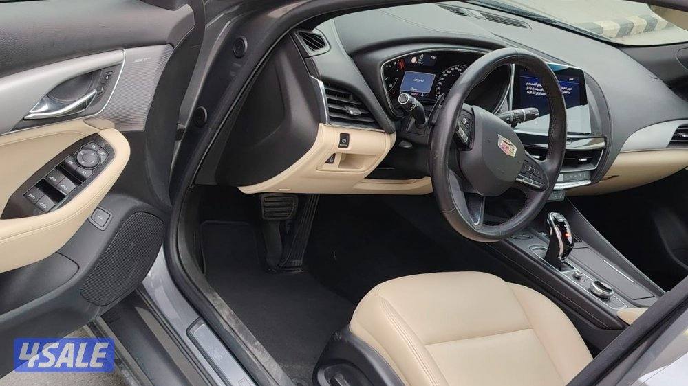 للبيع كاديلاك CT5 م/2022 عداد:14 ألف تحت الكفاله9