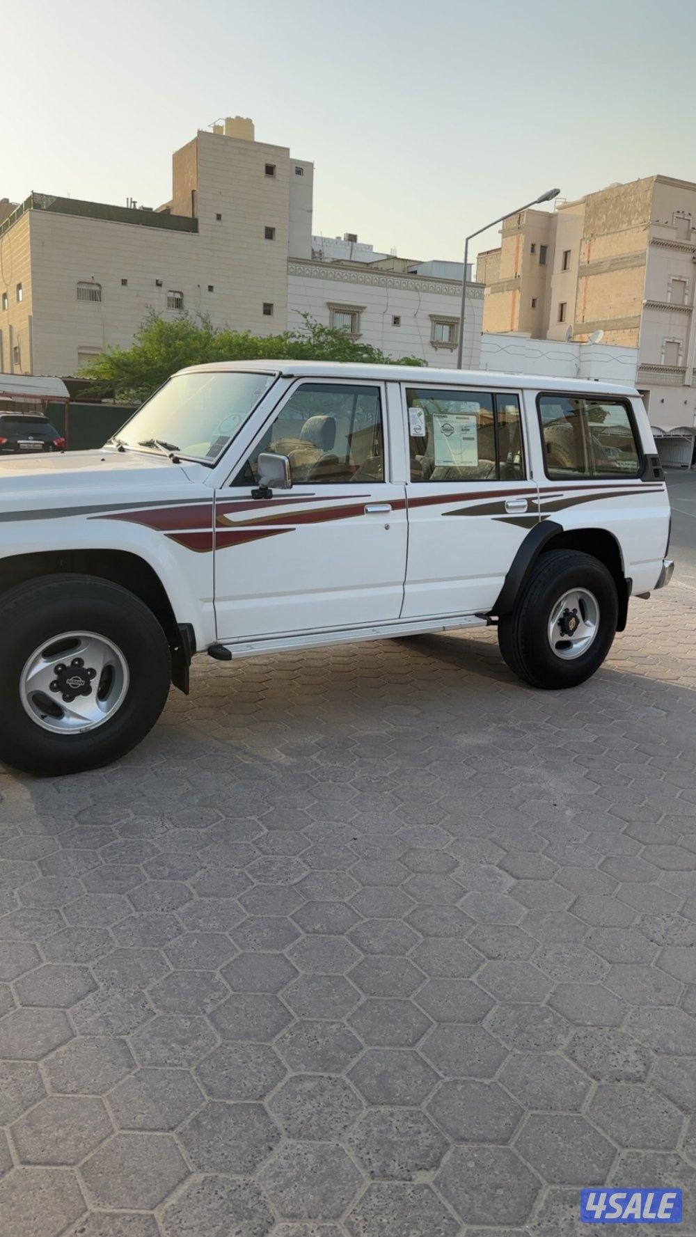 سفاري مديل ١٩٩٧ وارد السعودية ماشي ٣١١ قير عادي ثلاجتين شرط الفحص4