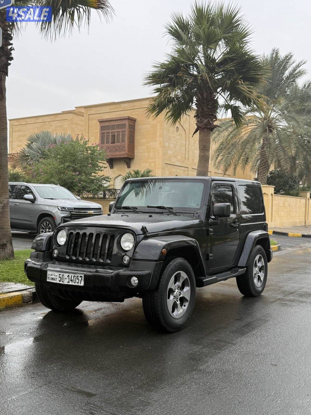 للبيع جيب رانجلر صحاري0