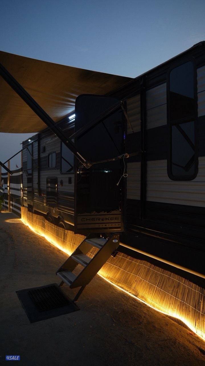 كشته كامله للبيع مع الكرفان امريكي 29 شروكي20211