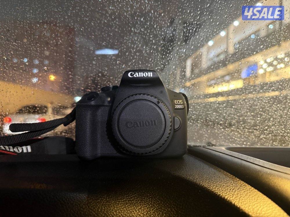 للبيع كامرة canon eos 2000D مع عدستين جدد مستعمله شهر فقط2