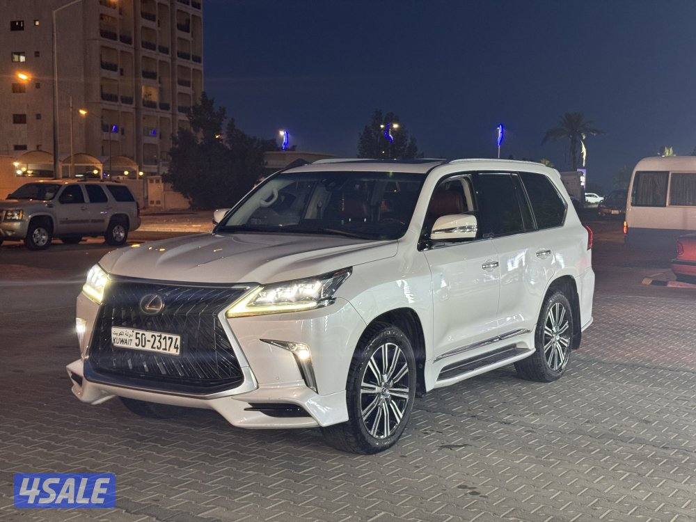 للبيع لكزاس موديل 2018 اس سبورت1