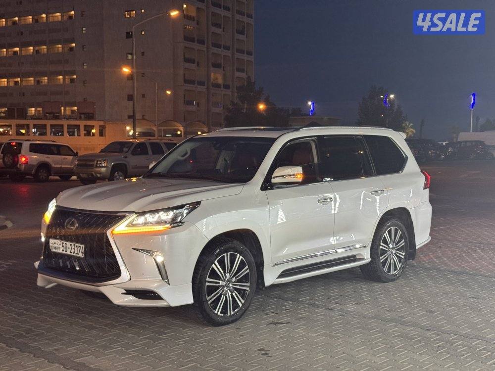 للبيع لكزاس موديل 2018 اس سبورت2