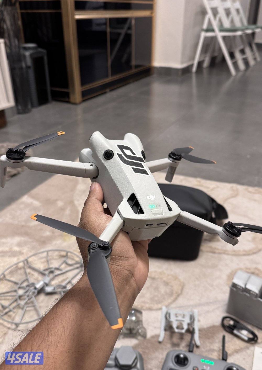 DJI Mini 4 Pro Plus with Box9