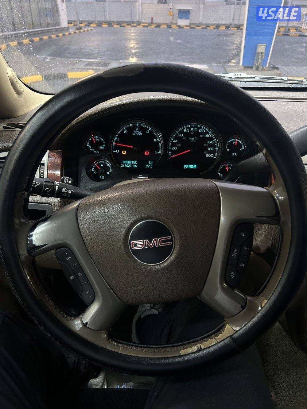 حولي الكويت GMC YUKON XL5