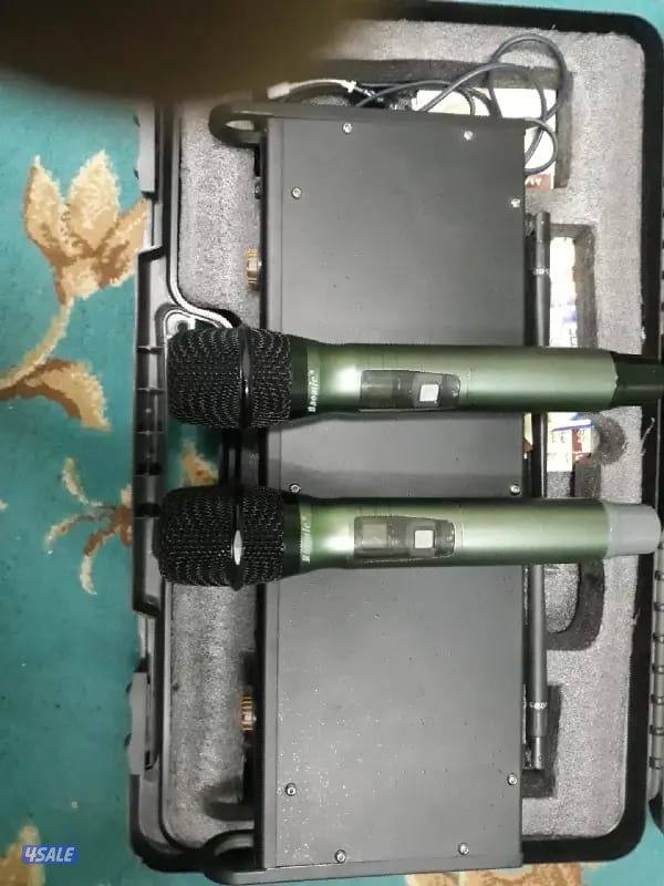 speaker for rent DJ and Arabian coffee + Tee +mango Josh6