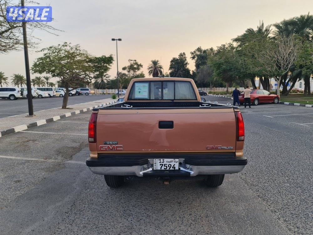 للبيع وانيت سلفرادو قير عادي دبل2