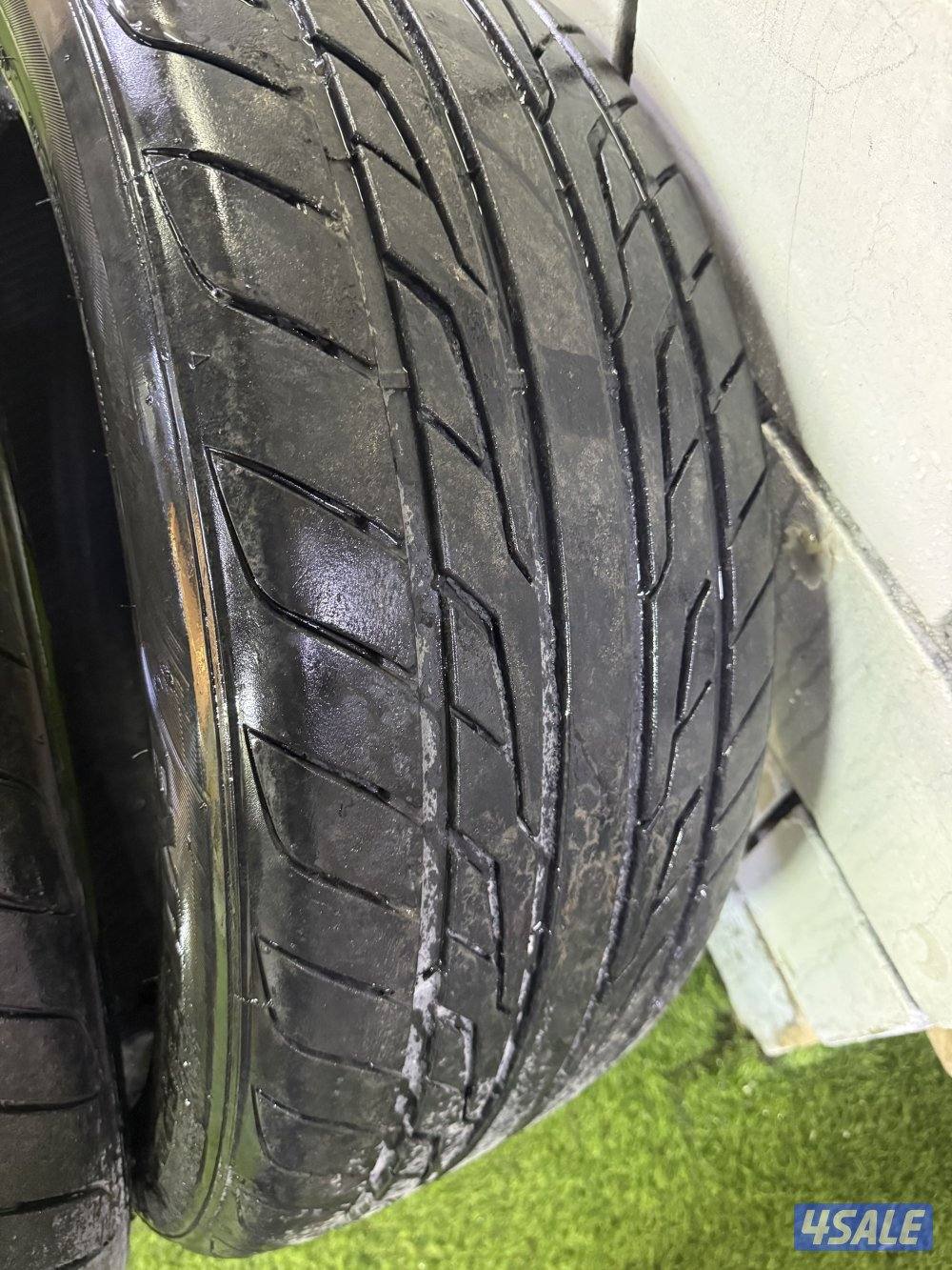 للبيع تواير استعمال خفيف5