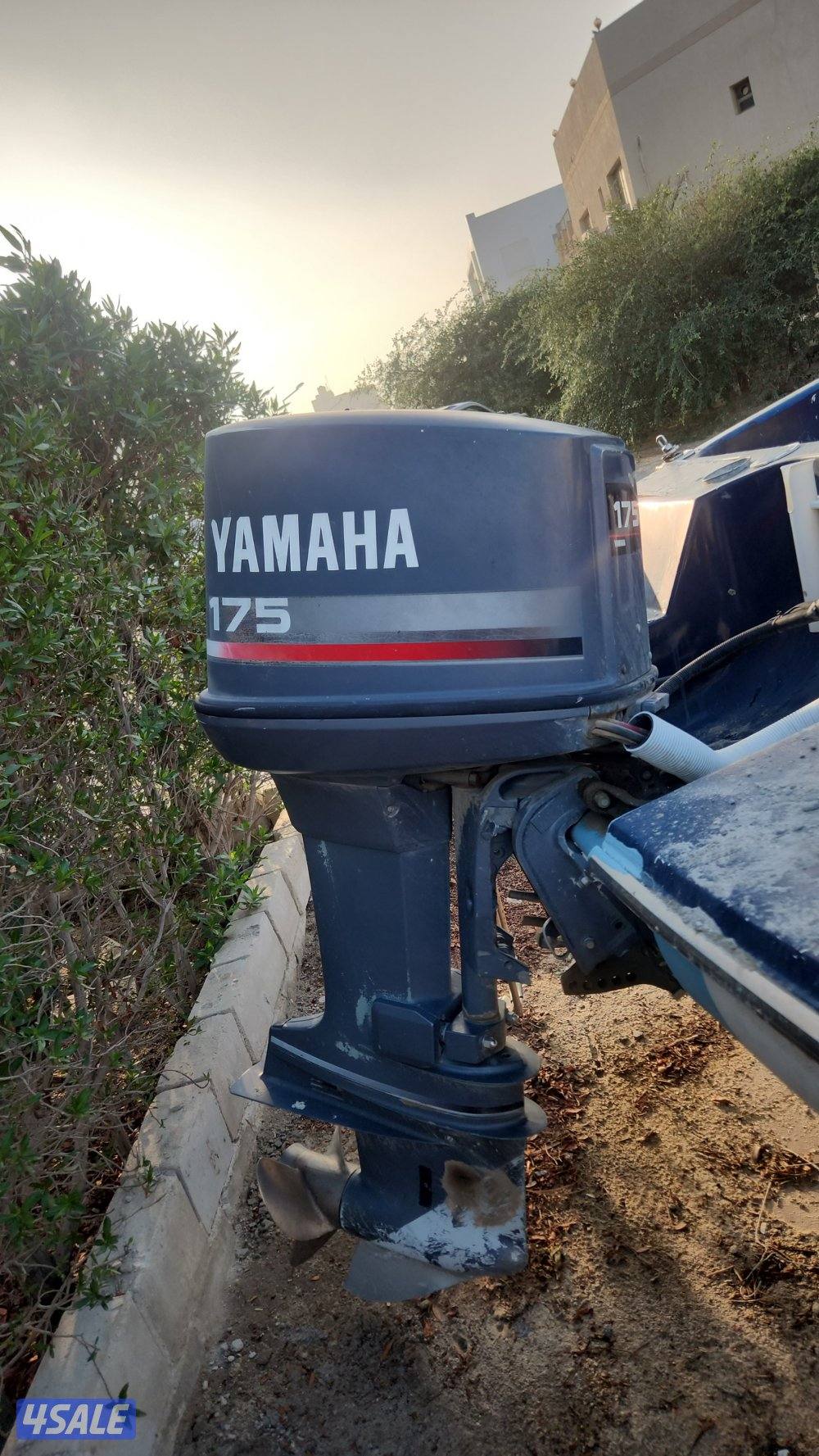 للبيع مكينة ١٧٥ ياماها وعربانة0