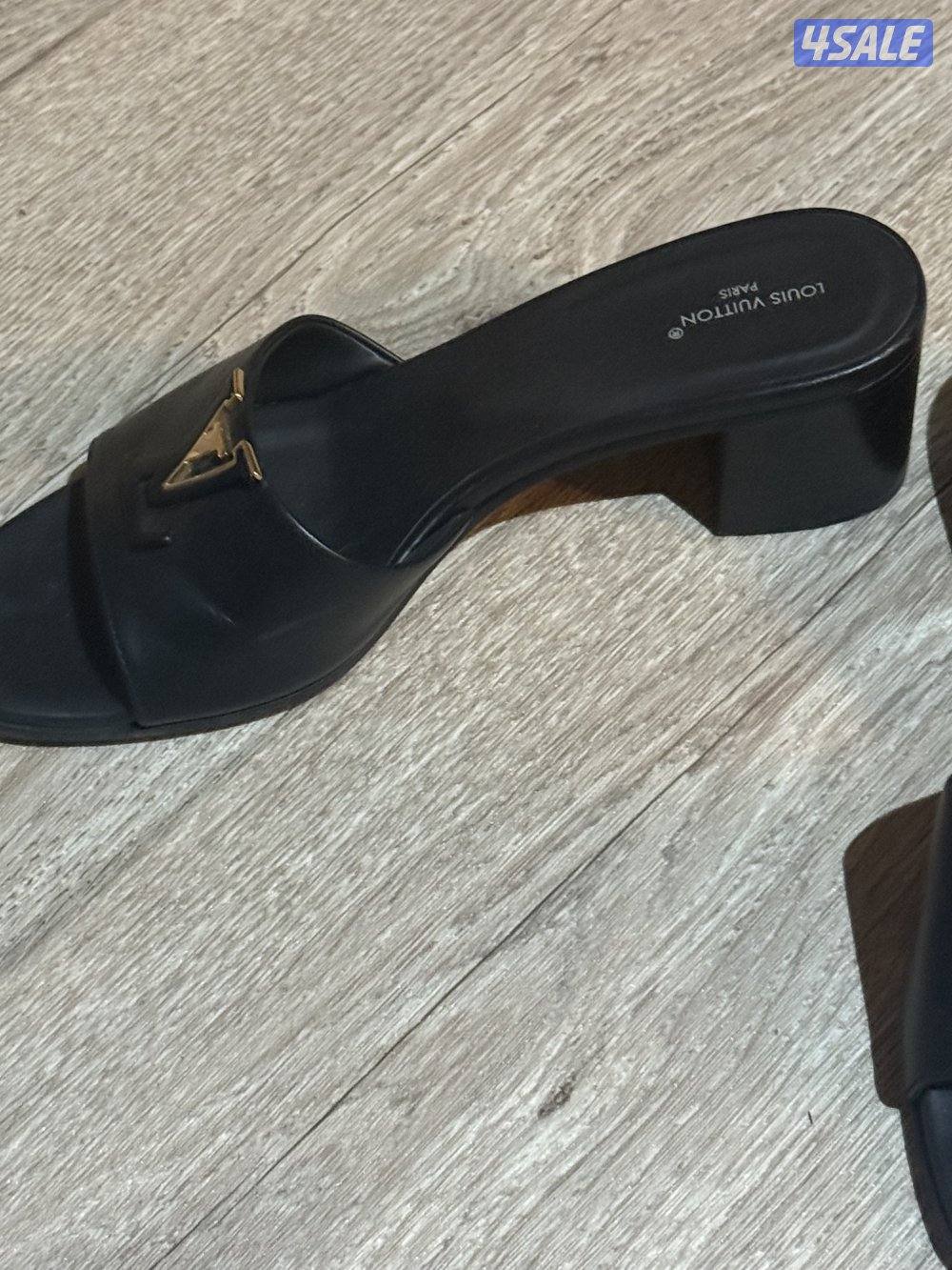 كعب لويس فيتون الاصلي استعمال خفيف مرتين مشكلته فقط ( مقاسه صغير٣٦)2