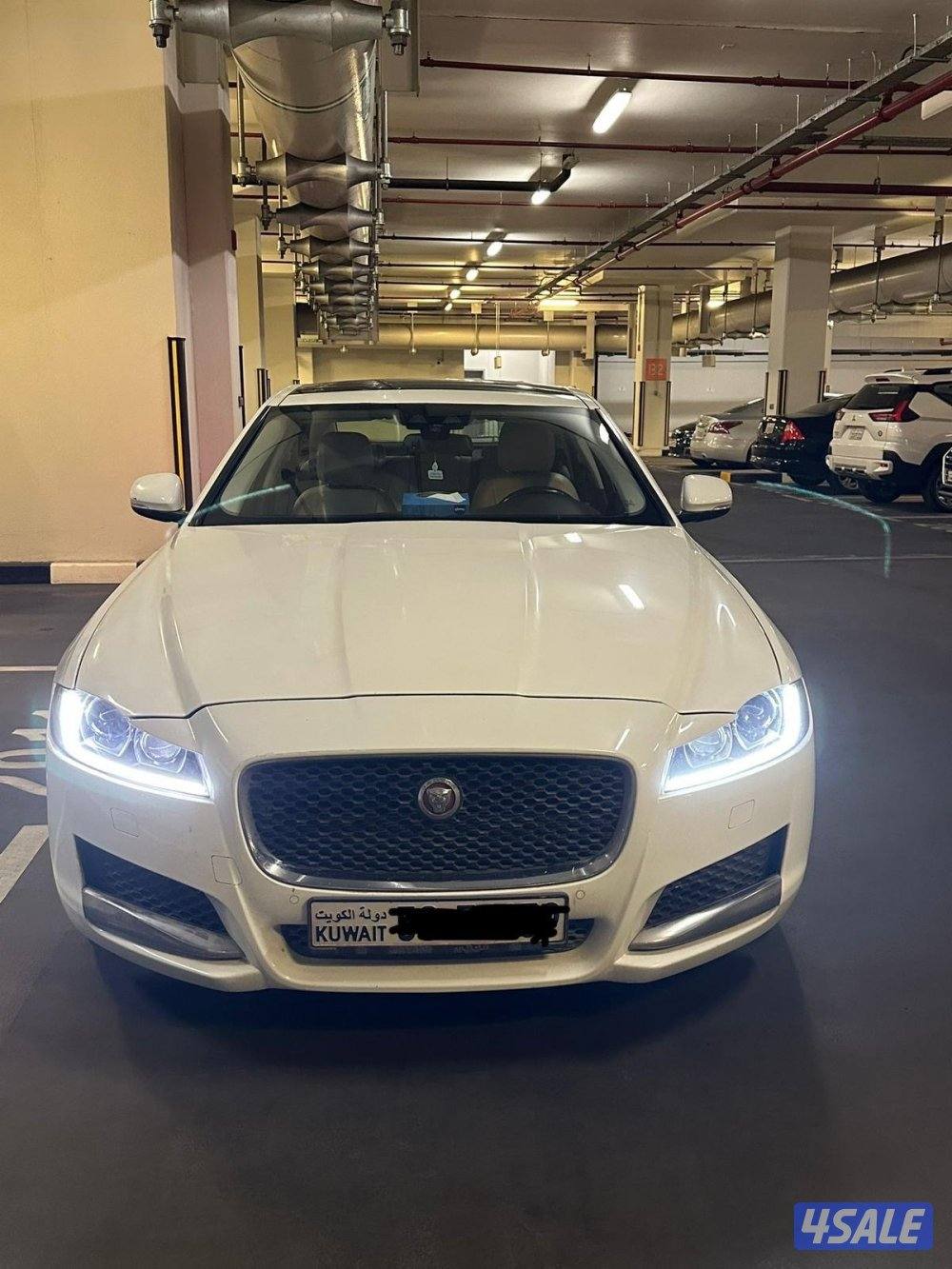 Jaguar XF 20183