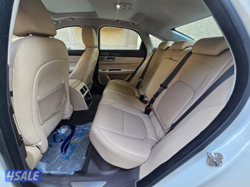 Jaguar XF 20187