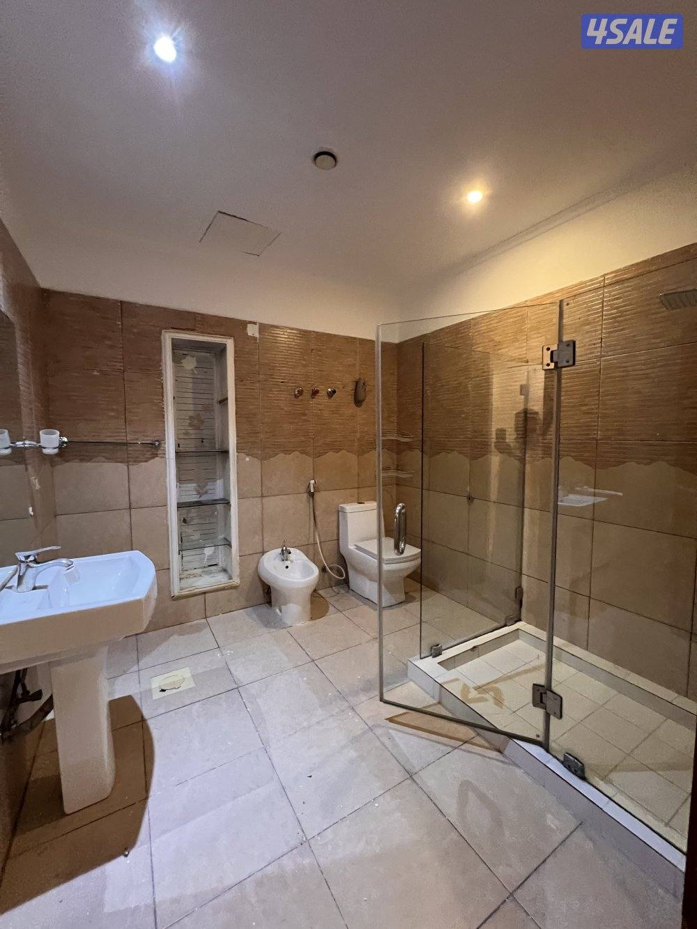 للإيجار دور في الزهراء مع غرفة سواق 65011