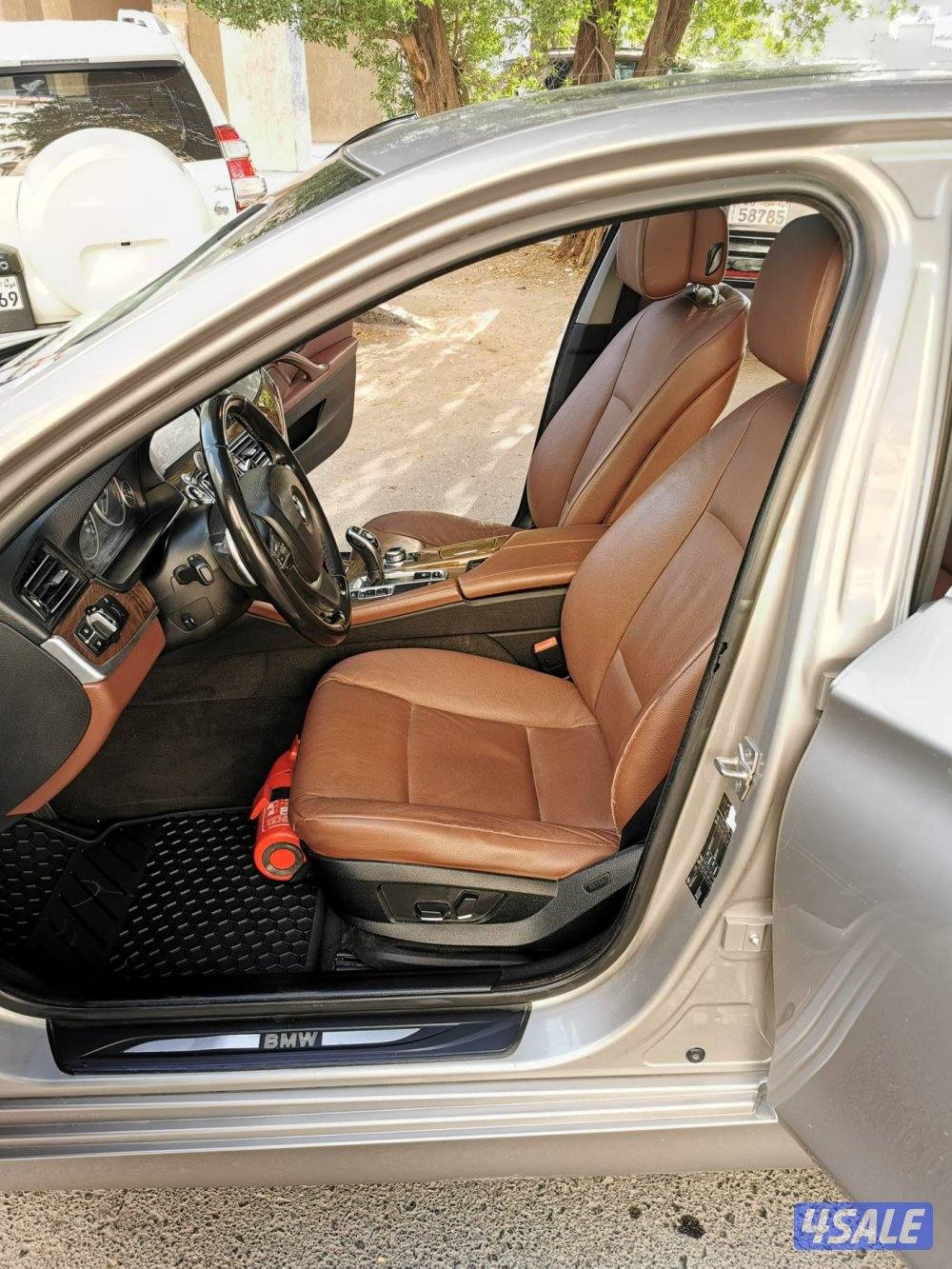 bmw 535i 2012 صبغ المصنع بحالة فوق الممتازة سيرفيس منتظم حتي الآن10