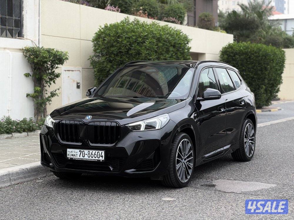 بي ام دبليو X1 كت ام سبورت 2023 عداد 35 الدرجة الأولى صبغ وكالة0