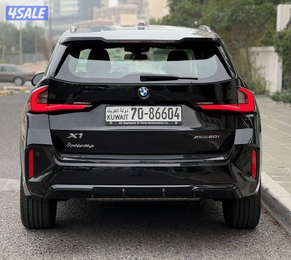 بي ام دبليو X1 كت ام سبورت 2023 عداد 35 الدرجة الأولى صبغ وكالة7