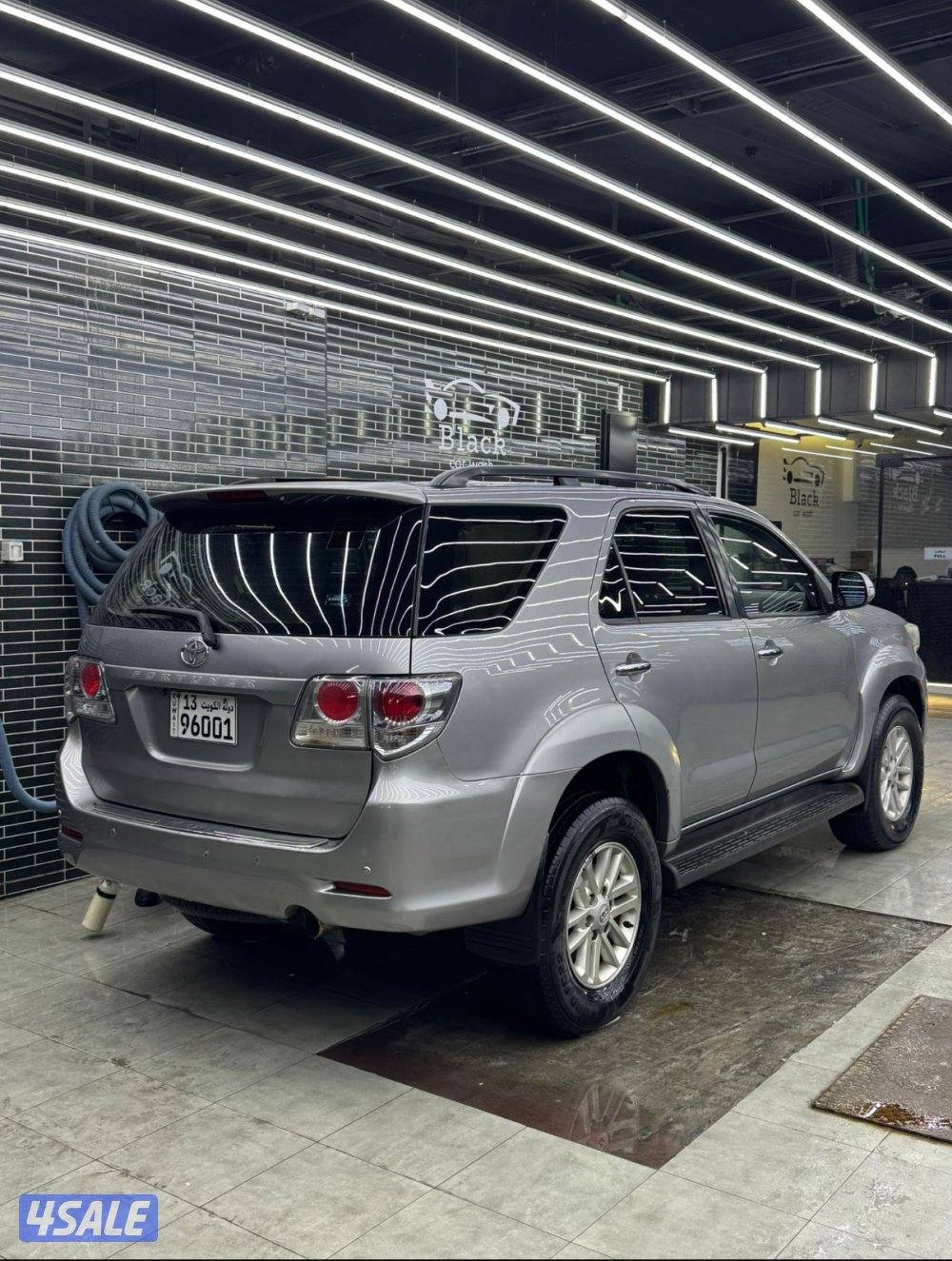 للبيع جيب فورتنر20153