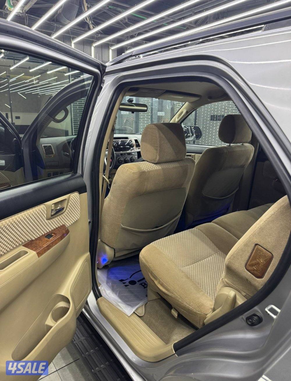 للبيع جيب فورتنر20155