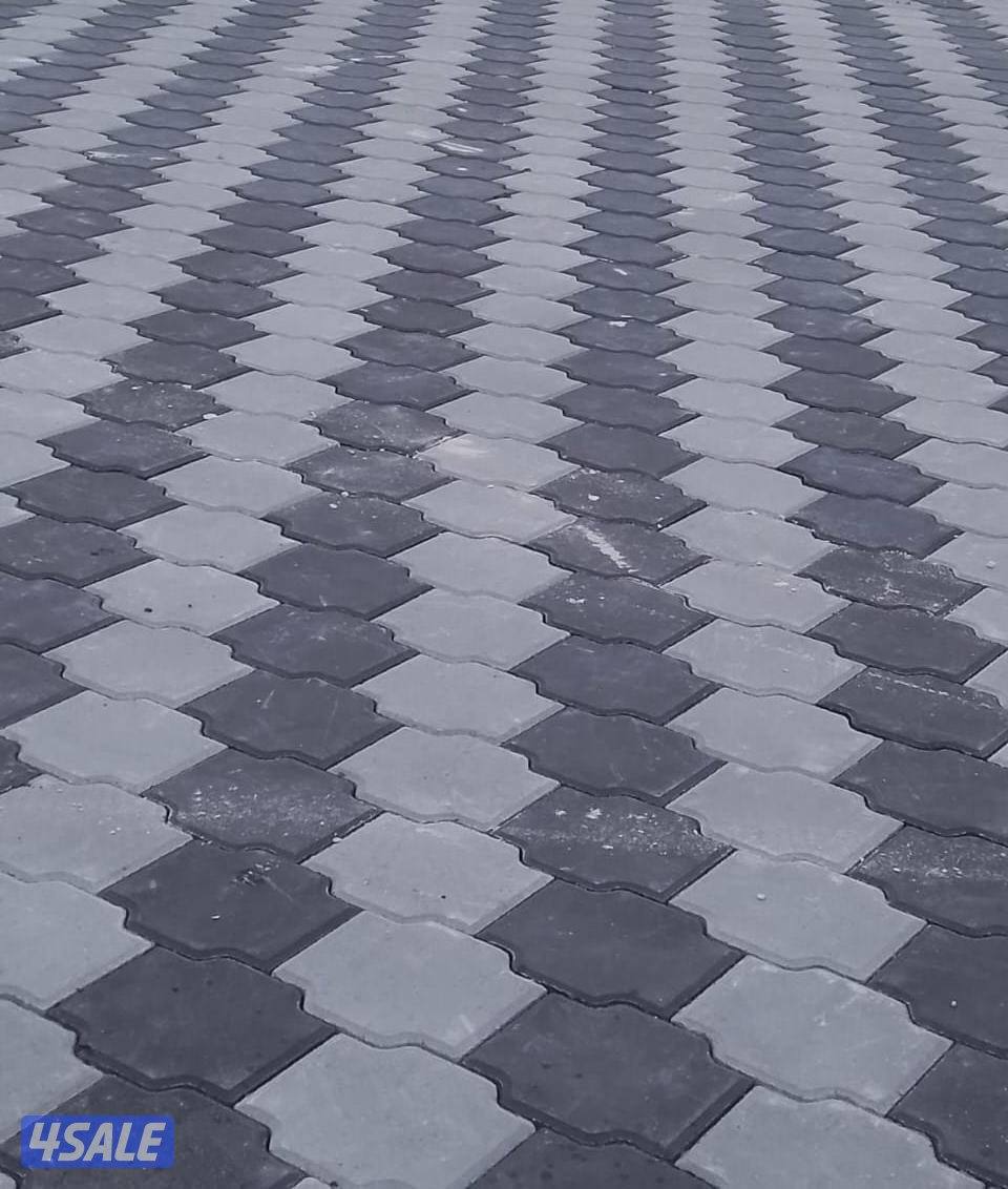 معلم تركيب بلاط متداخل وكربستون وكاشي وصبت موزاييك ارضيات ومصفت سيارات9