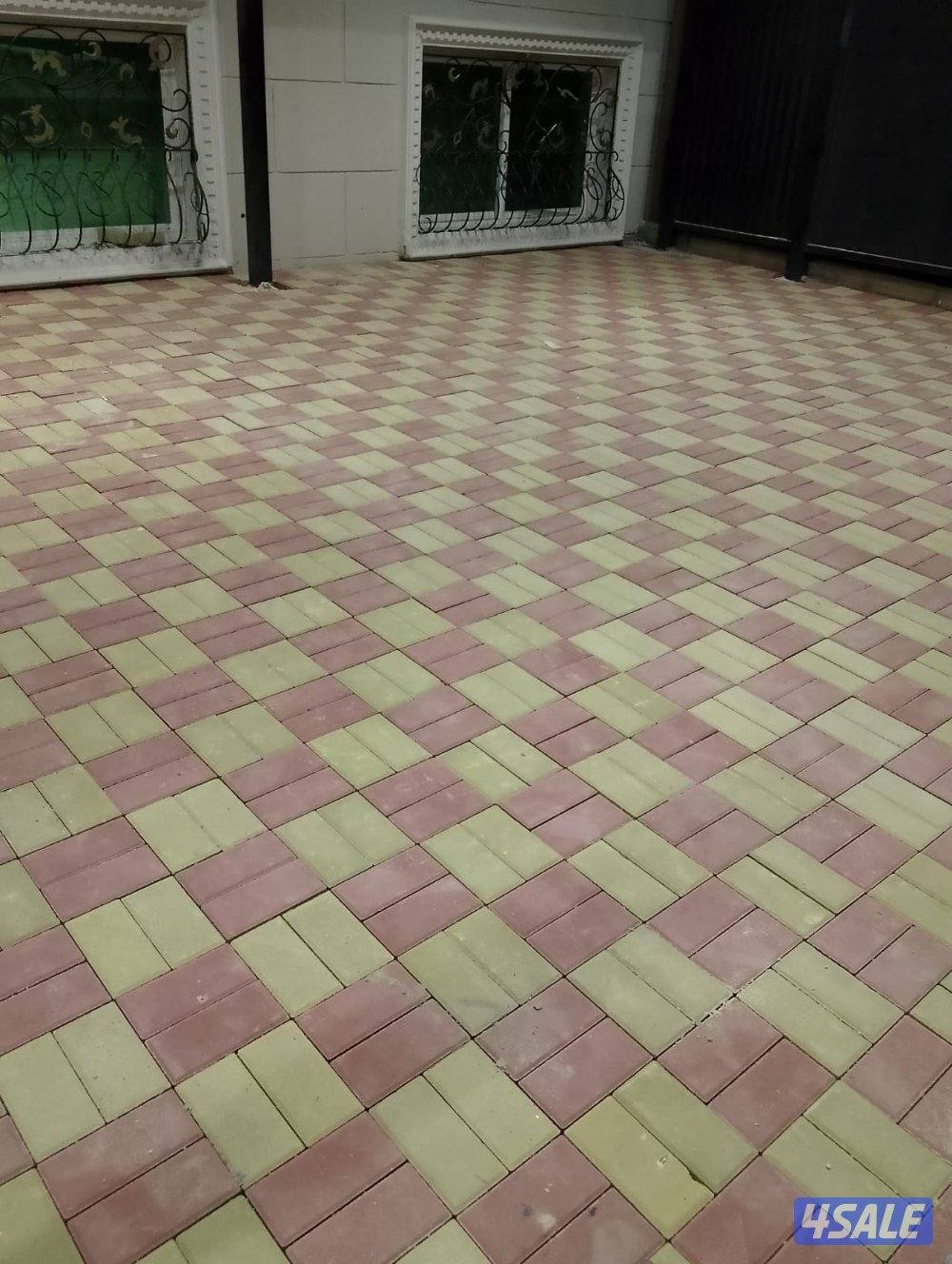 ابو محمد معلم تركيب بلاط متداخل وكربستون وكاشي وصبت موزاييك ارضيات1