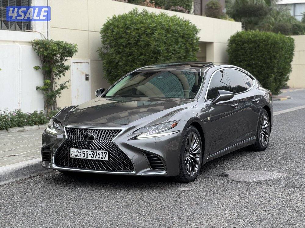 لكزس LS500 موديل 2018 عداد 52 الدرجة الأولى الساير صبغ وكالة0