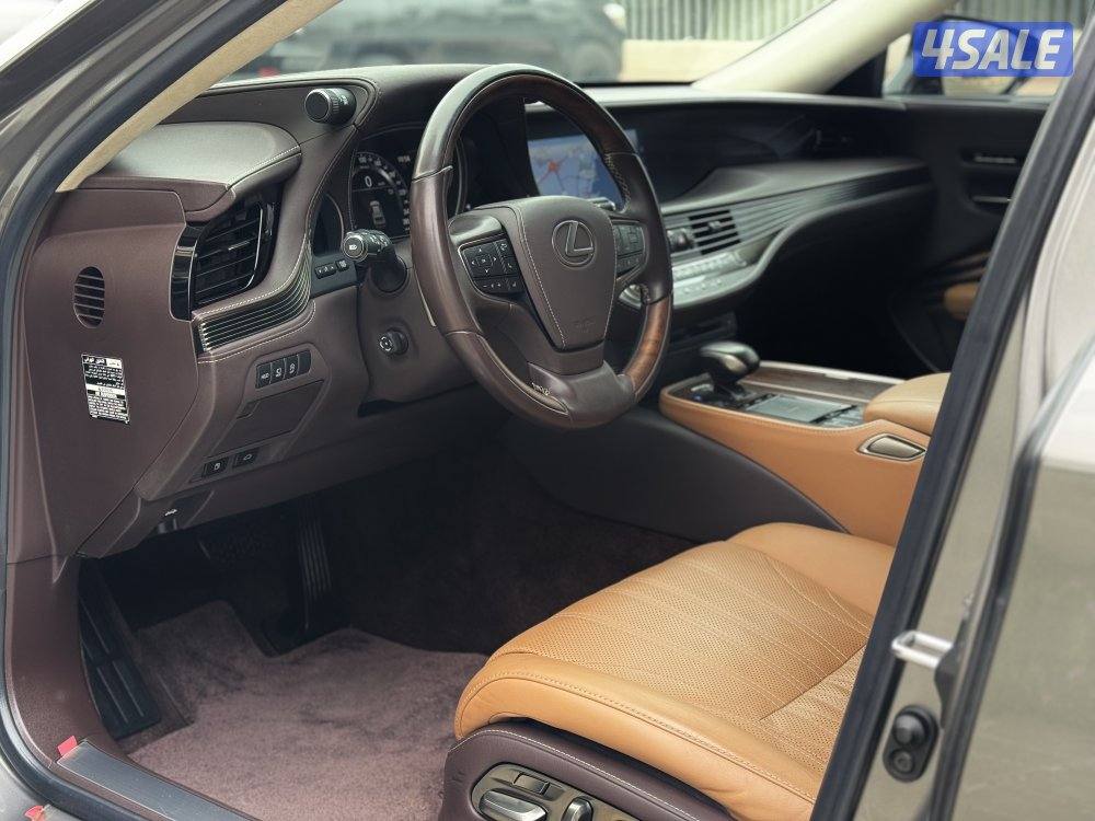 لكزس LS500 موديل 2018 عداد 52 الدرجة الأولى الساير صبغ وكالة13
