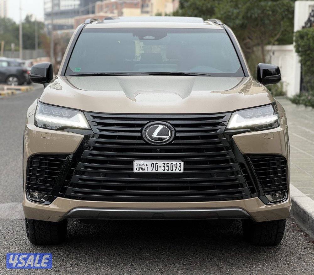 لكزس LX600 اوفر تريل 2025 عداد12 الدرجة الأولى الساير صبغ وكالة2