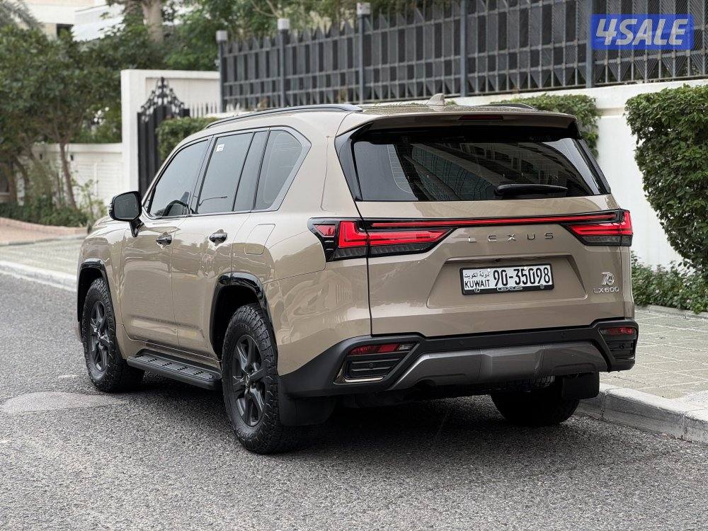 لكزس LX600 اوفر تريل 2025 عداد12 الدرجة الأولى الساير صبغ وكالة3
