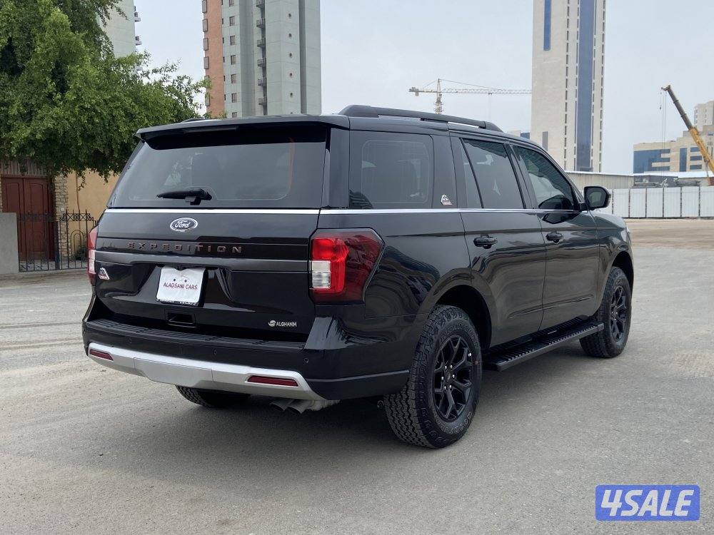 فورد اكسبديشن TIMBER LINE اعلي فئه _موديل 2024 شبه اصفار1