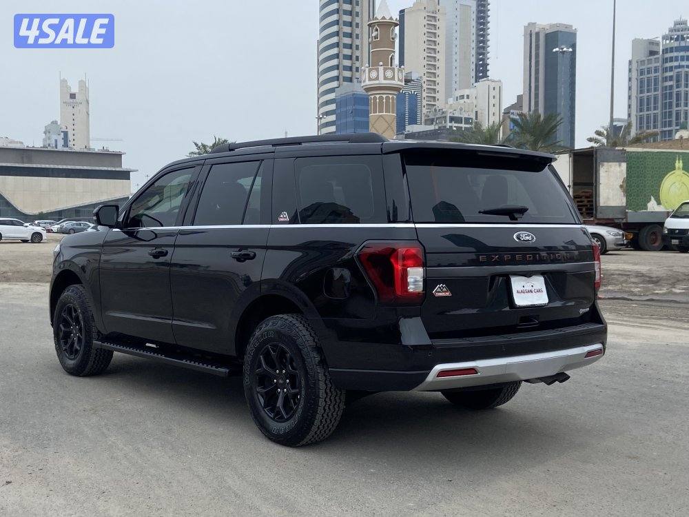 فورد اكسبديشن TIMBER LINE اعلي فئه _موديل 2024 شبه اصفار3