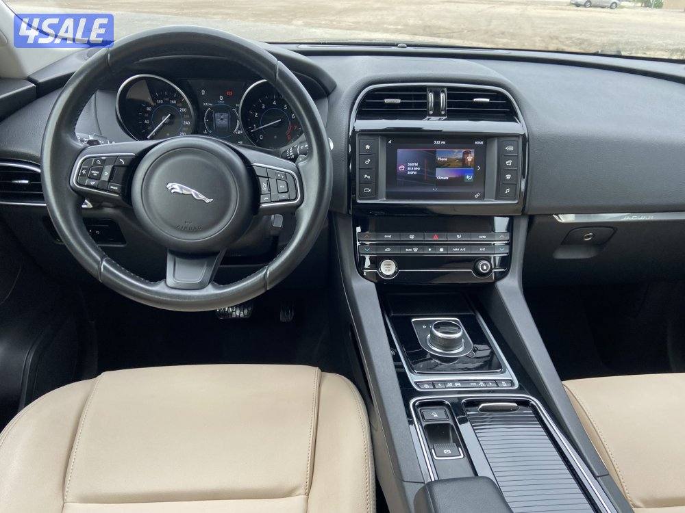 جاكوار Fpace موديل 2018 _عداد /70 الف كم فقط سيرفس وكاله1