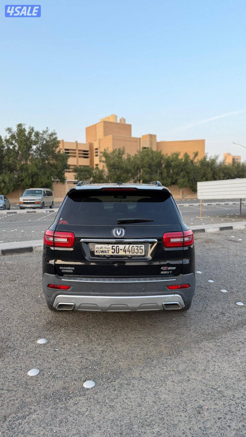 للبيع سيارة شانجان cs 95 مديل 2019 ماشية 122 شرط الفحص بحالة ممتازة3