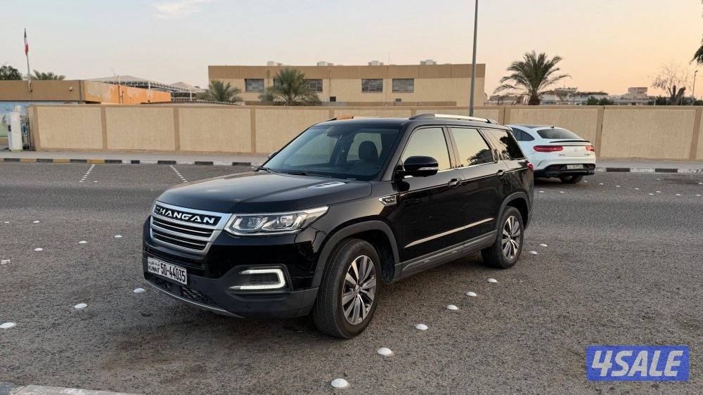 للبيع سيارة شانجان cs 95 مديل 2019 ماشية 122 شرط الفحص بحالة ممتازة4