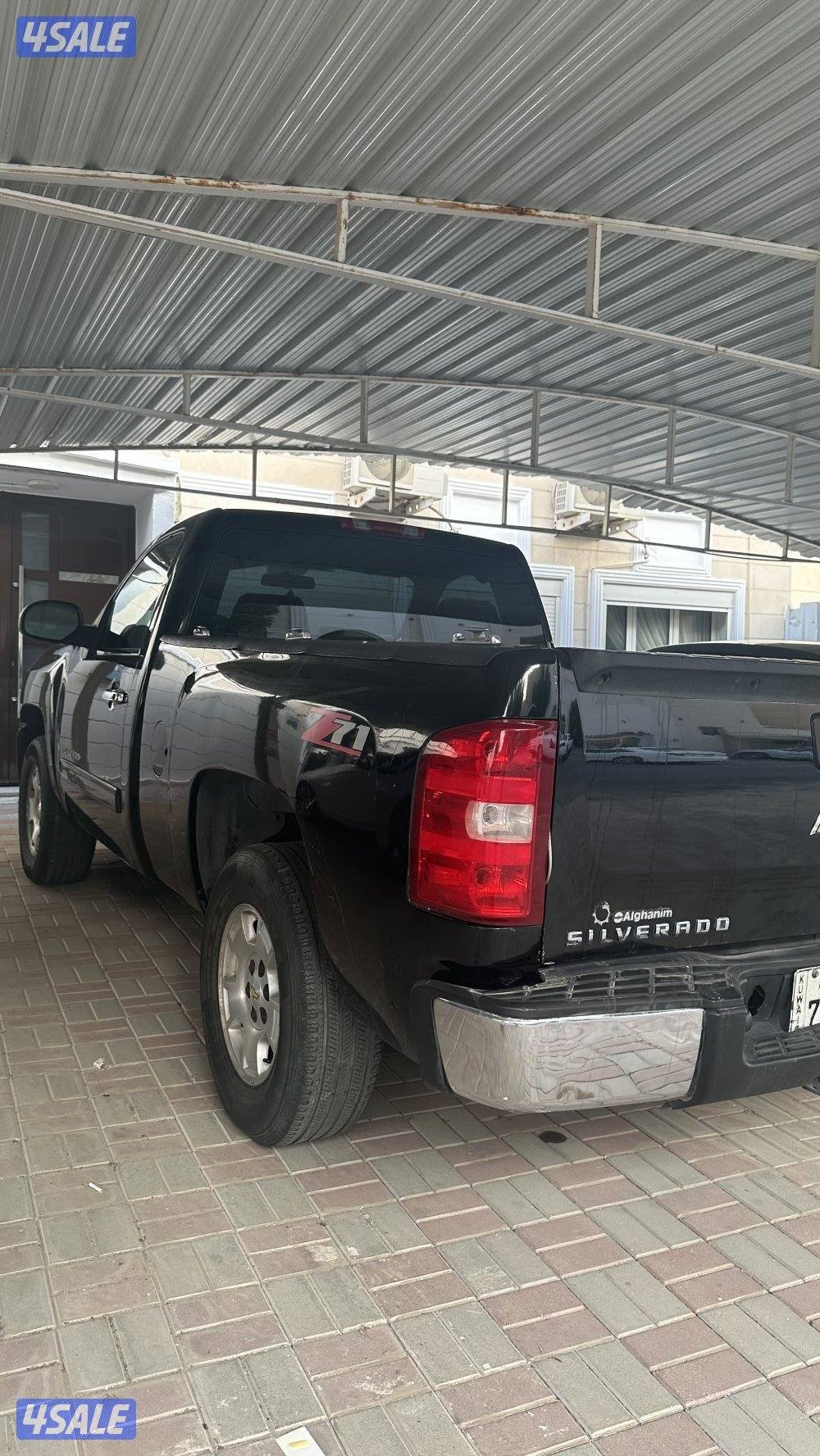 وانيت سلفرادو 20102