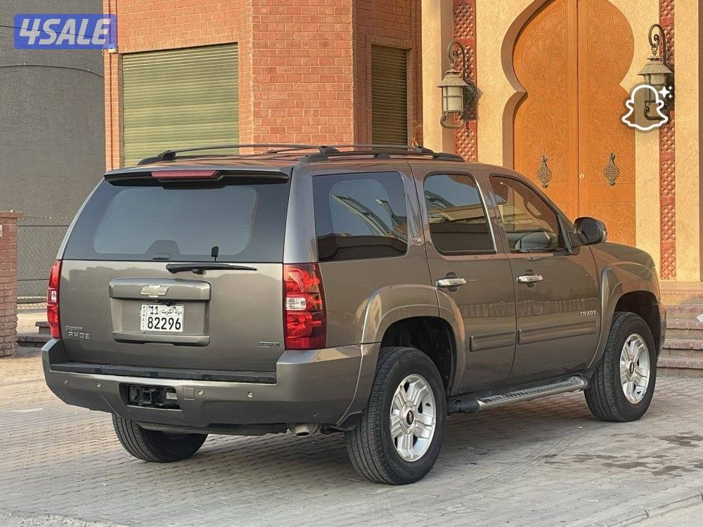 للبيع تاهو 2011 z711