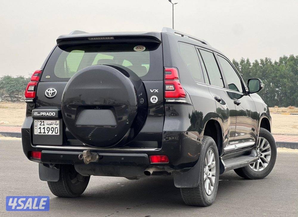 للبيع برادو 2021 VX ماشي ٦٠ الف بحالة ممتازة4