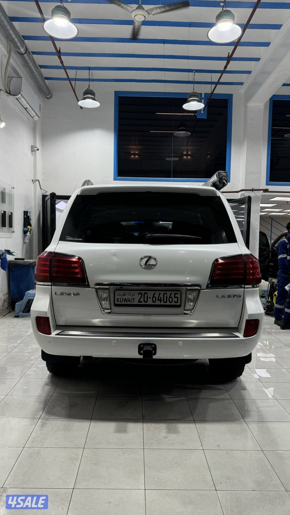 جيب لكزس ٢٠٠٩2