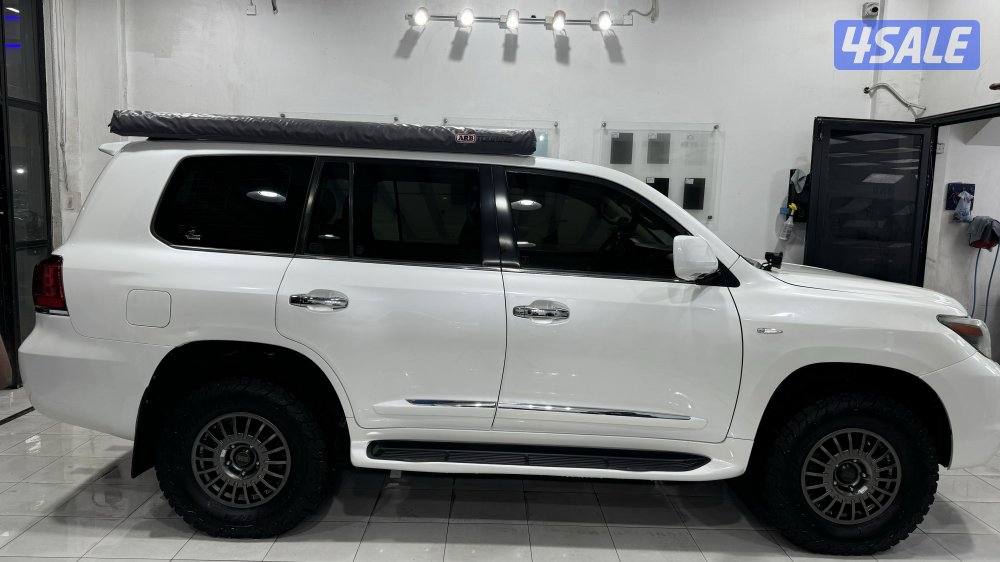 جيب لكزس ٢٠٠٩3