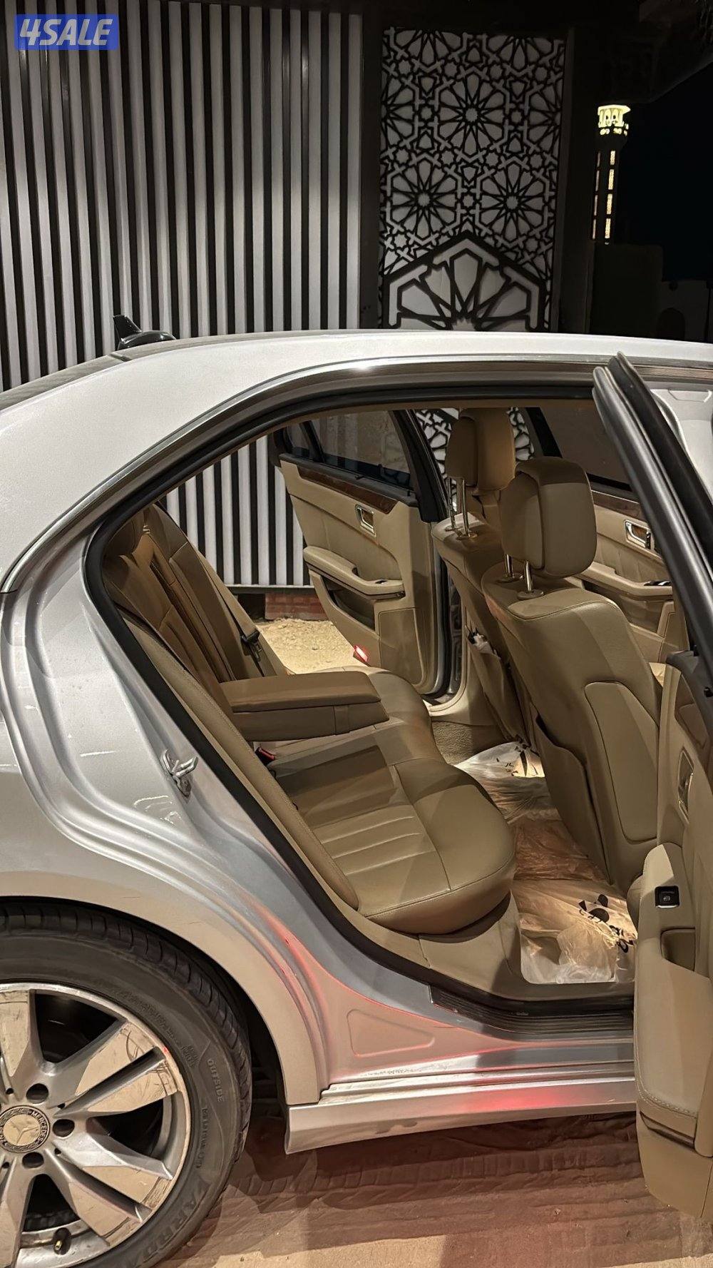 للبيع مرسيدس E3002