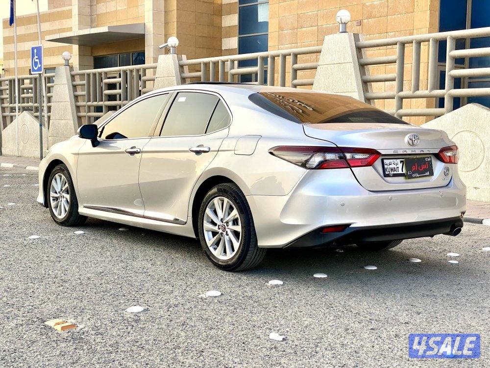 كامري 2023 GLE كامل المواصفات بحاله ممتازه2