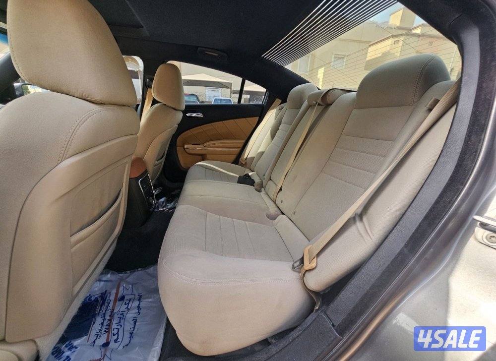 دودج شارجر RT بحالة نظيفة جدا موديل 201211