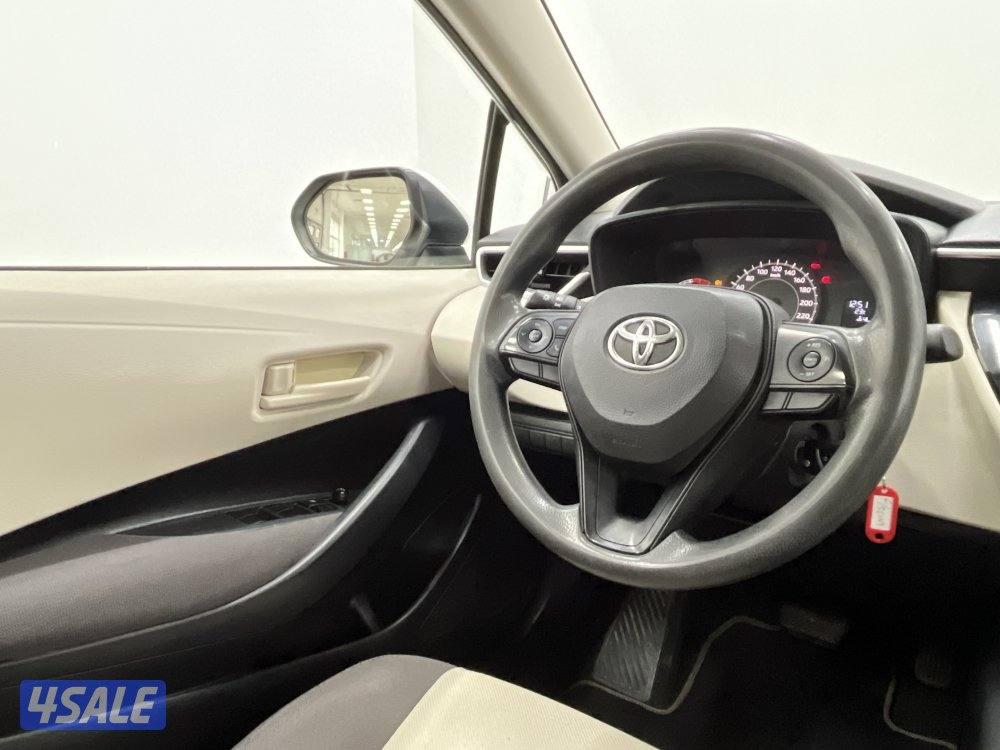 TOYOTA COROLLA 1.6L XLI STD OPTION10